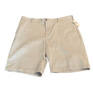 NWT IZOD Saltwater Flat Front Shorts Light Gray Size 40